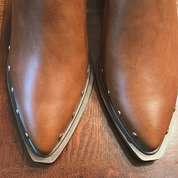 Time and Tru Brown Slip on Mule.NWT - Picture 10 of 10